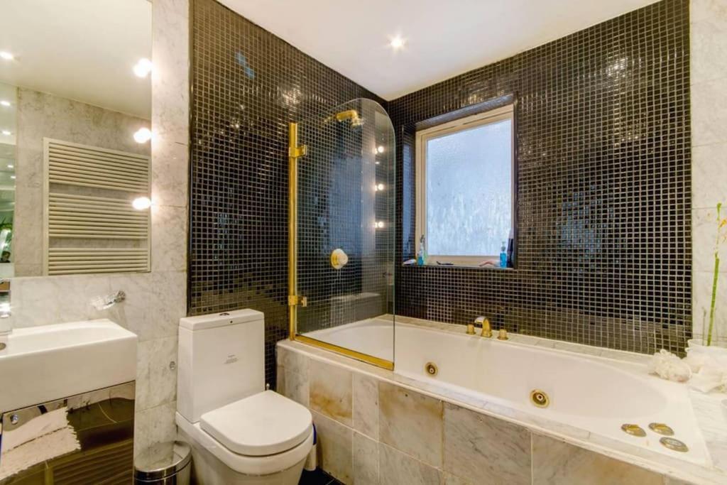 Apartamento Stunning Three Bed In West Hampstead Londres Exterior foto